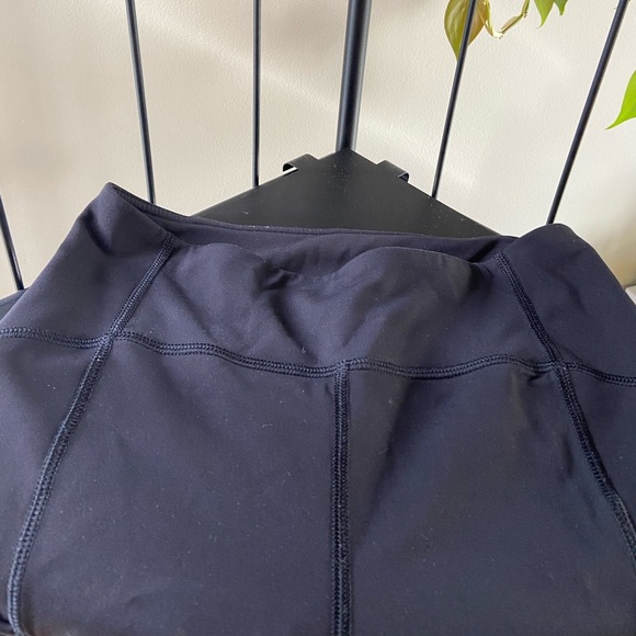 Lulu Mesh Leggings size 4 - Picture 3 of 8